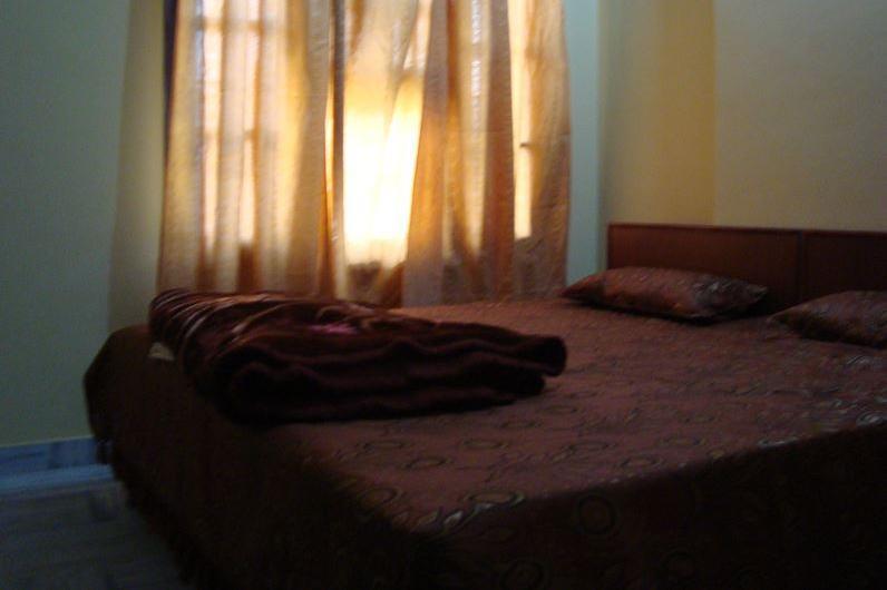 Raja Guest House Jalandhar Bagian luar foto